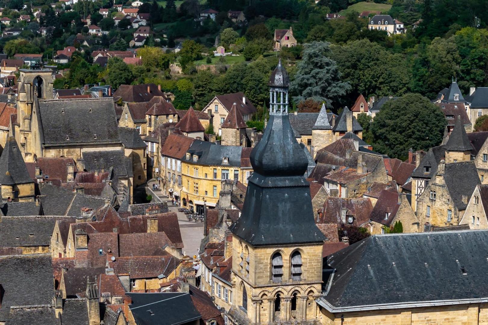 Stay In Sarlat - Suite Sarloveze Luaran gambar
